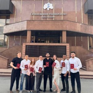Кафедра нейрохирургии Сеченовского университета выпустила дипломированных врачей-нейрохирургов, завершивших обучение с отличием