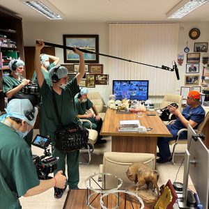 «Люди в Белом» – документальный фильм о талантливых врачах, в числе которых профессор Альберт Суфианов